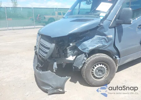 2021 Mercedes-Benz Sprinter 2500 High Roof I4 z USA, uszkodzony, nr VIN W1Y40CHY7MT072181